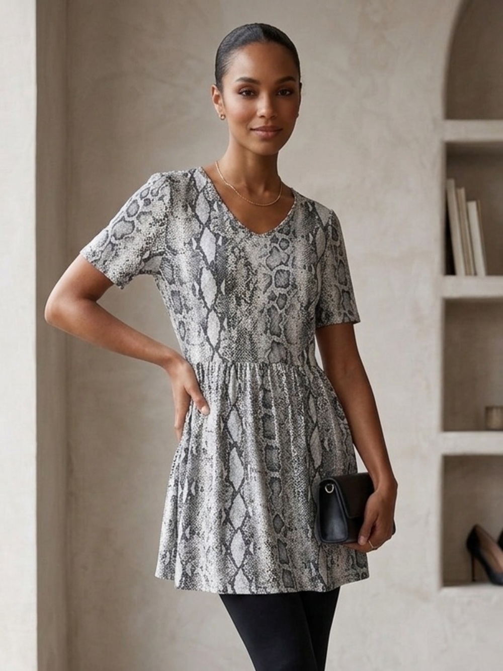 YVH Snake Print Short Sleeve Peplum Babydoll Blouse. Size: S